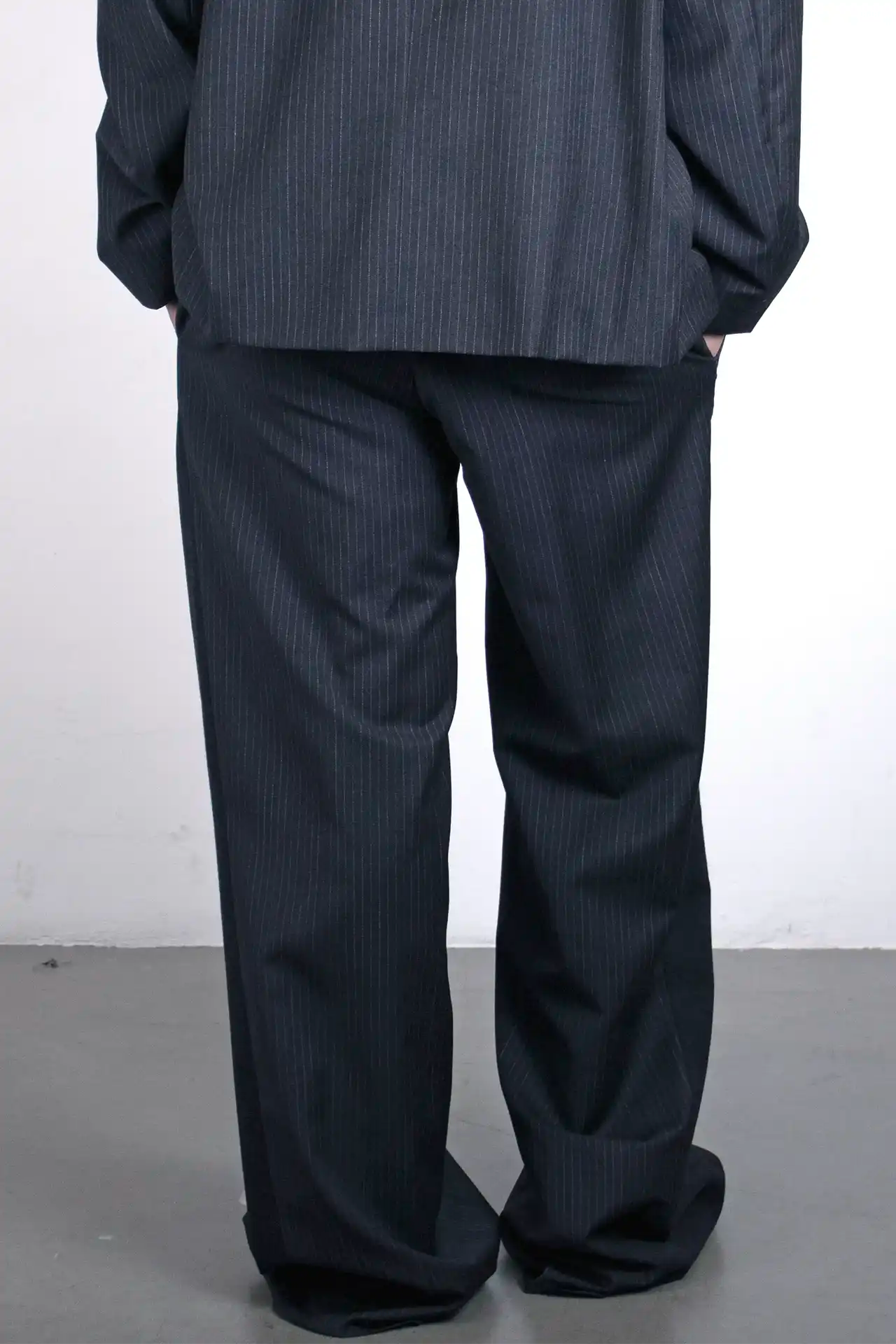 Trouser Straight Leg- grey pinstripe