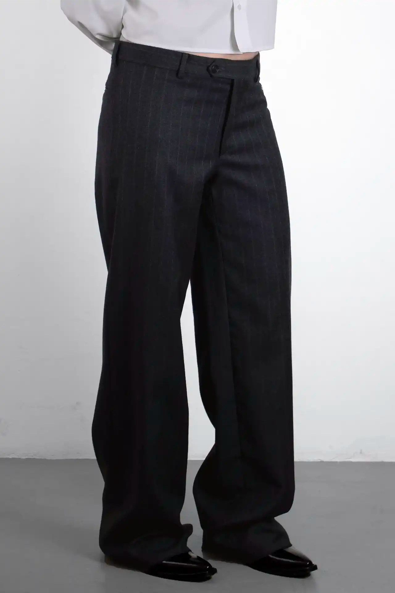Trouser Straight Leg- grey stripe