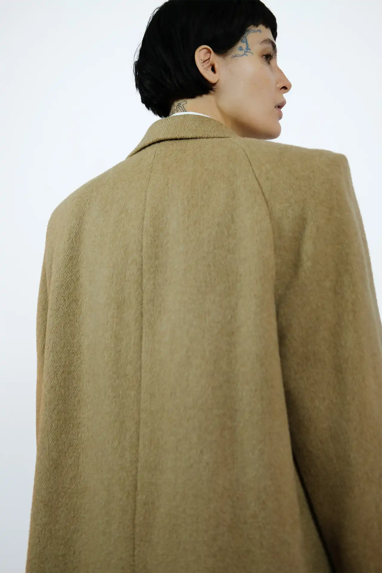 Wool Coat Sharp Long - beige