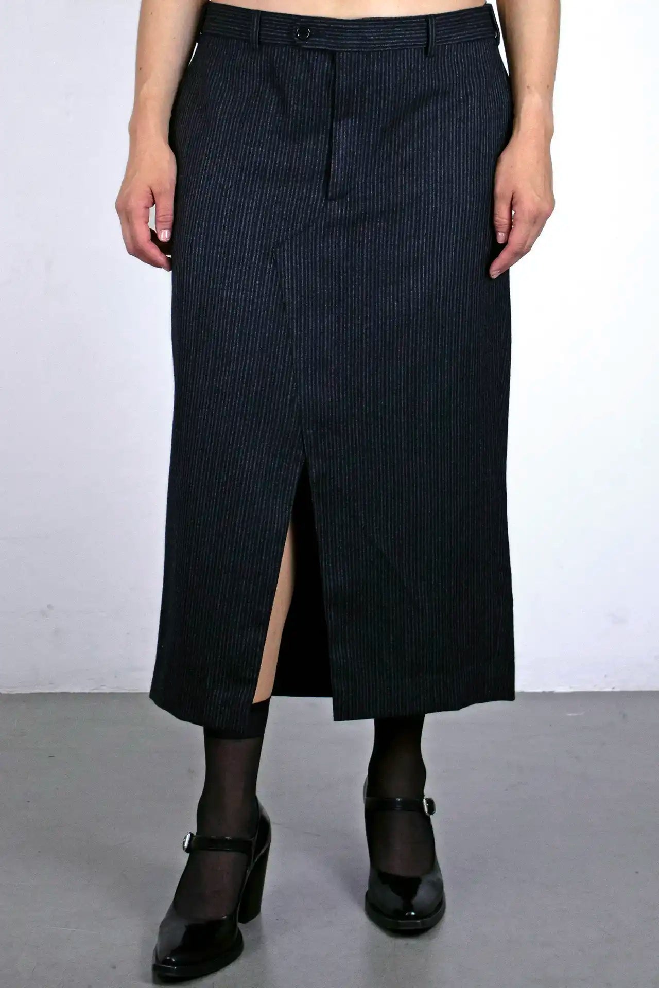 Skirt Long- black stripe
